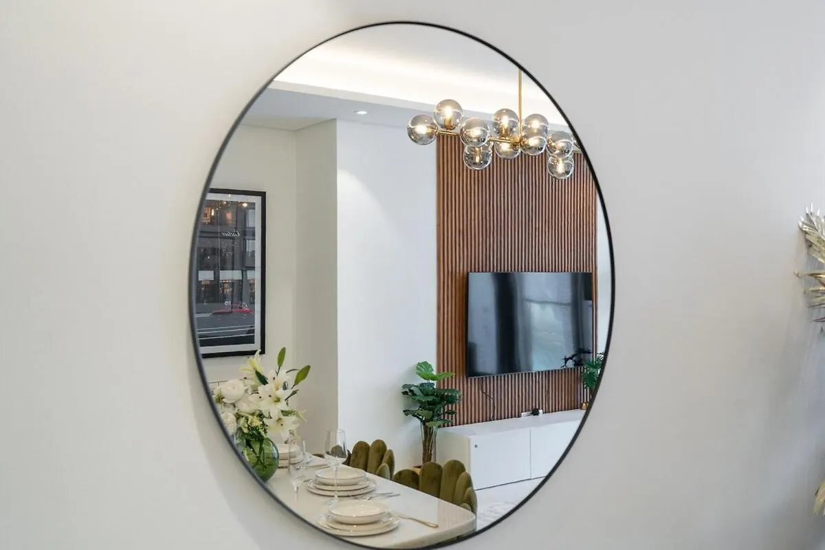 Fantastic 2 Bed That Sleeps 4 Apartment Dubai