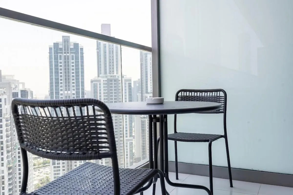 Fantastic 2 Bed That Sleeps 4 Apartment Dubai