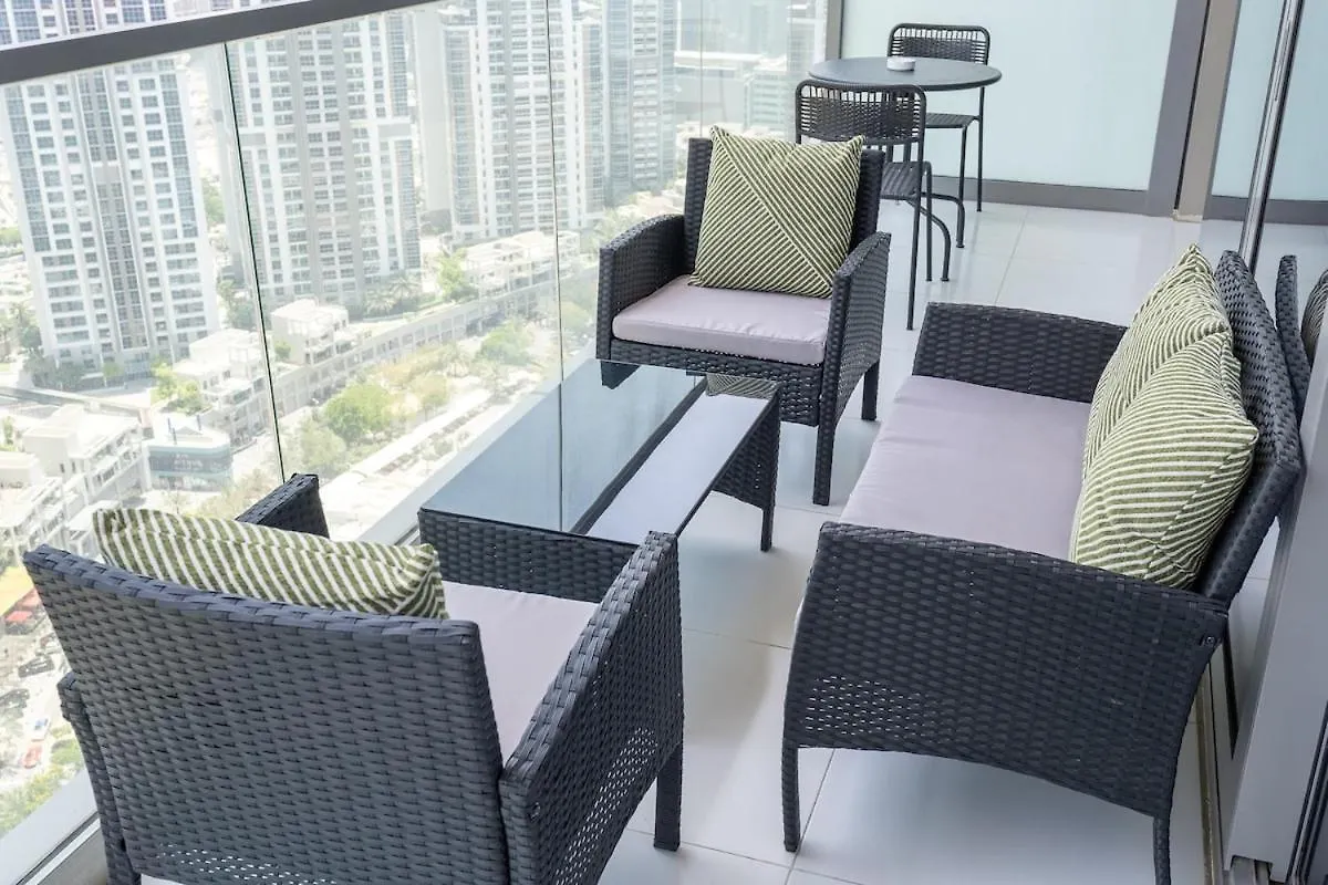 Fantastic 2 Bed That Sleeps 4 Apartment Dubai