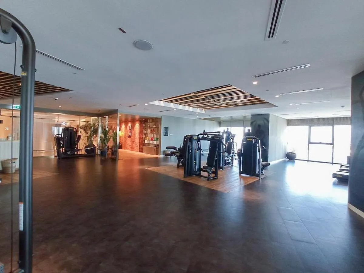 Fantastic 2 Bed That Sleeps 4 Apartment Dubai