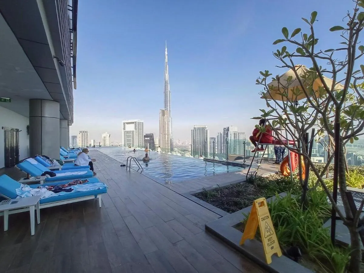 Fantastic 2 Bed That Sleeps 4 Apartment Dubai