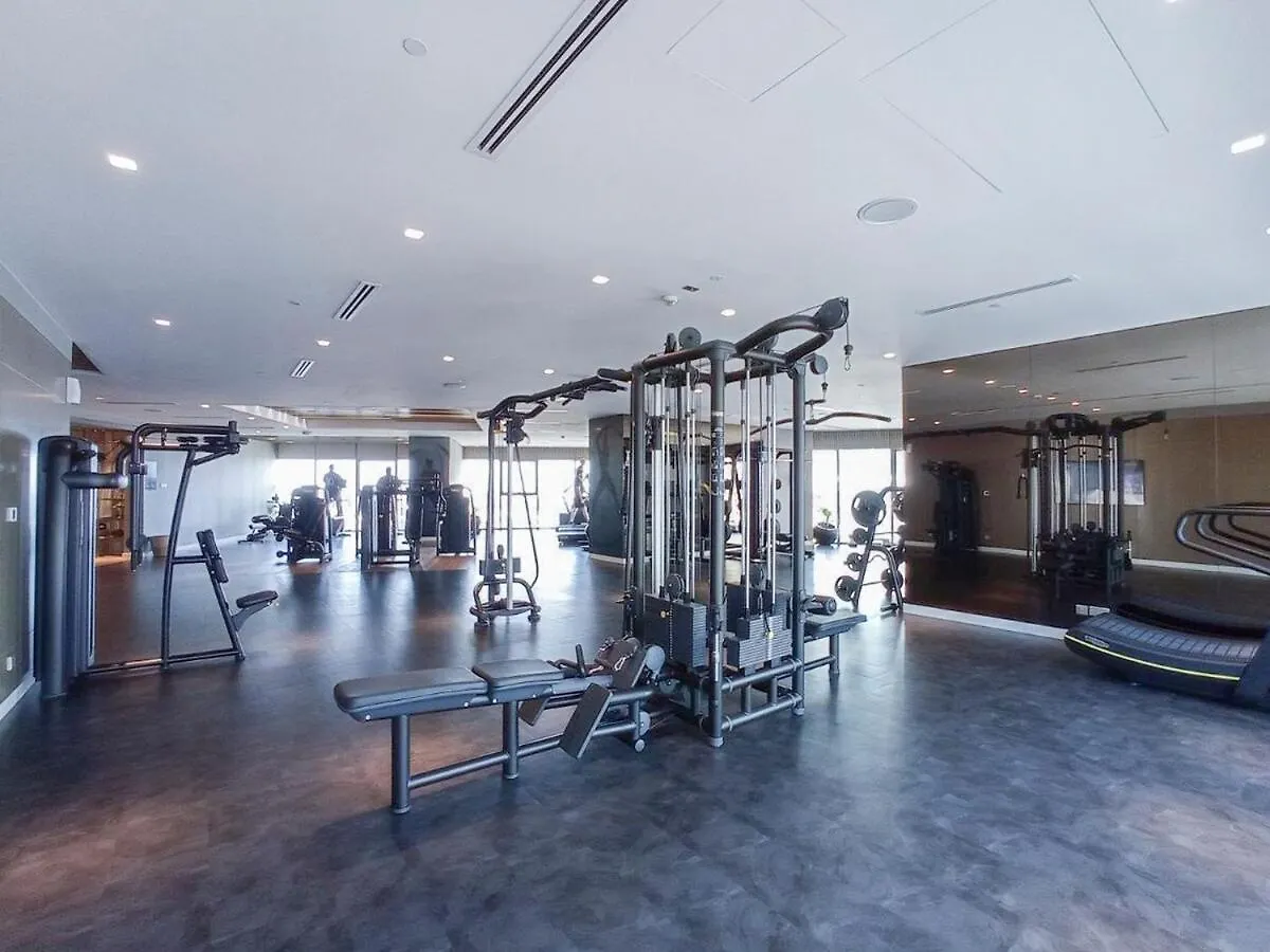 Fantastic 2 Bed That Sleeps 4 Apartment Dubai