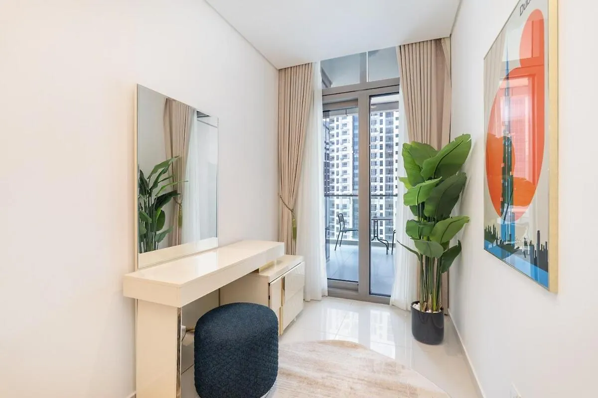 Fantastic 2 Bed That Sleeps 4 Apartment Dubai