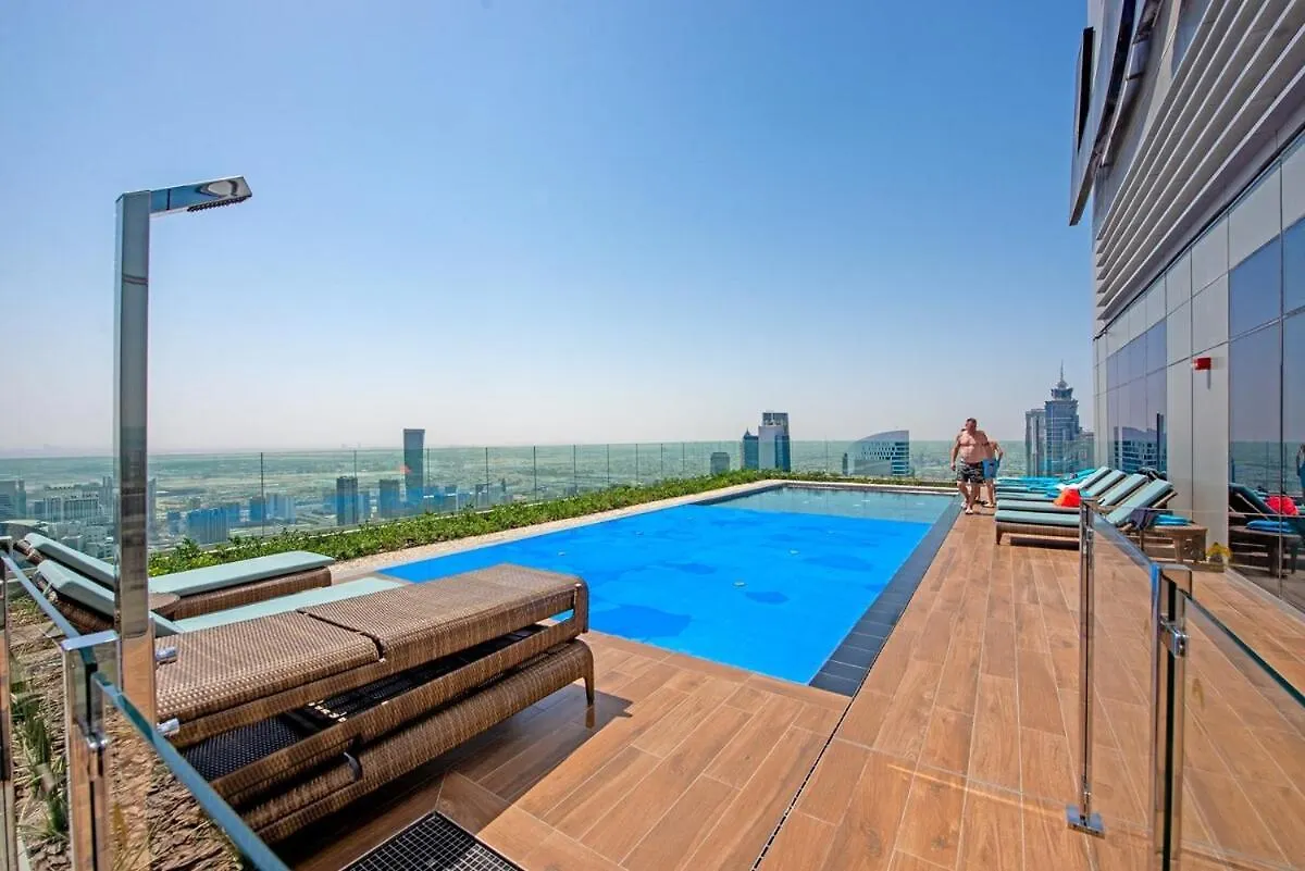 Fantastic 2 Bed That Sleeps 4 Apartment Dubai