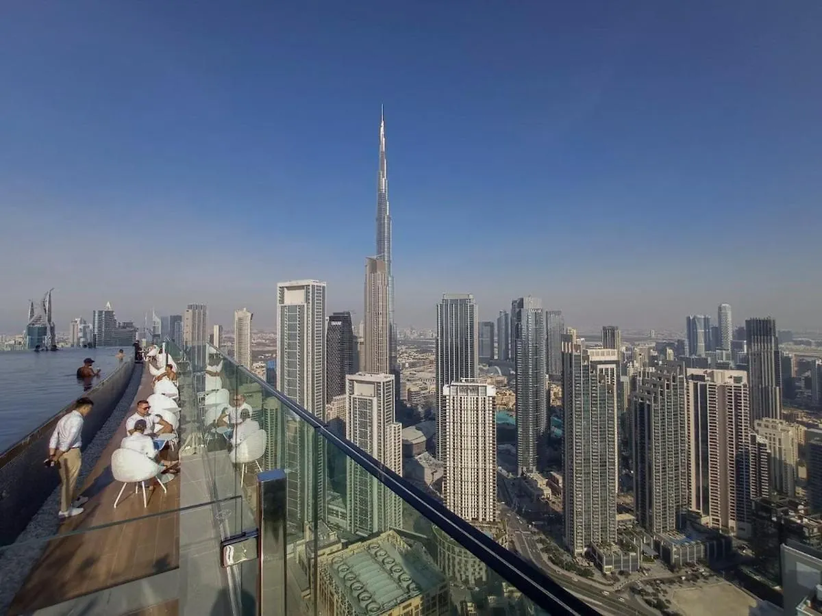 Fantastic 2 Bed That Sleeps 4 Apartment Dubai